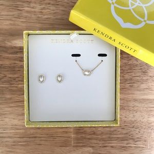 Kendra Scott necklace and earring gift set NWT